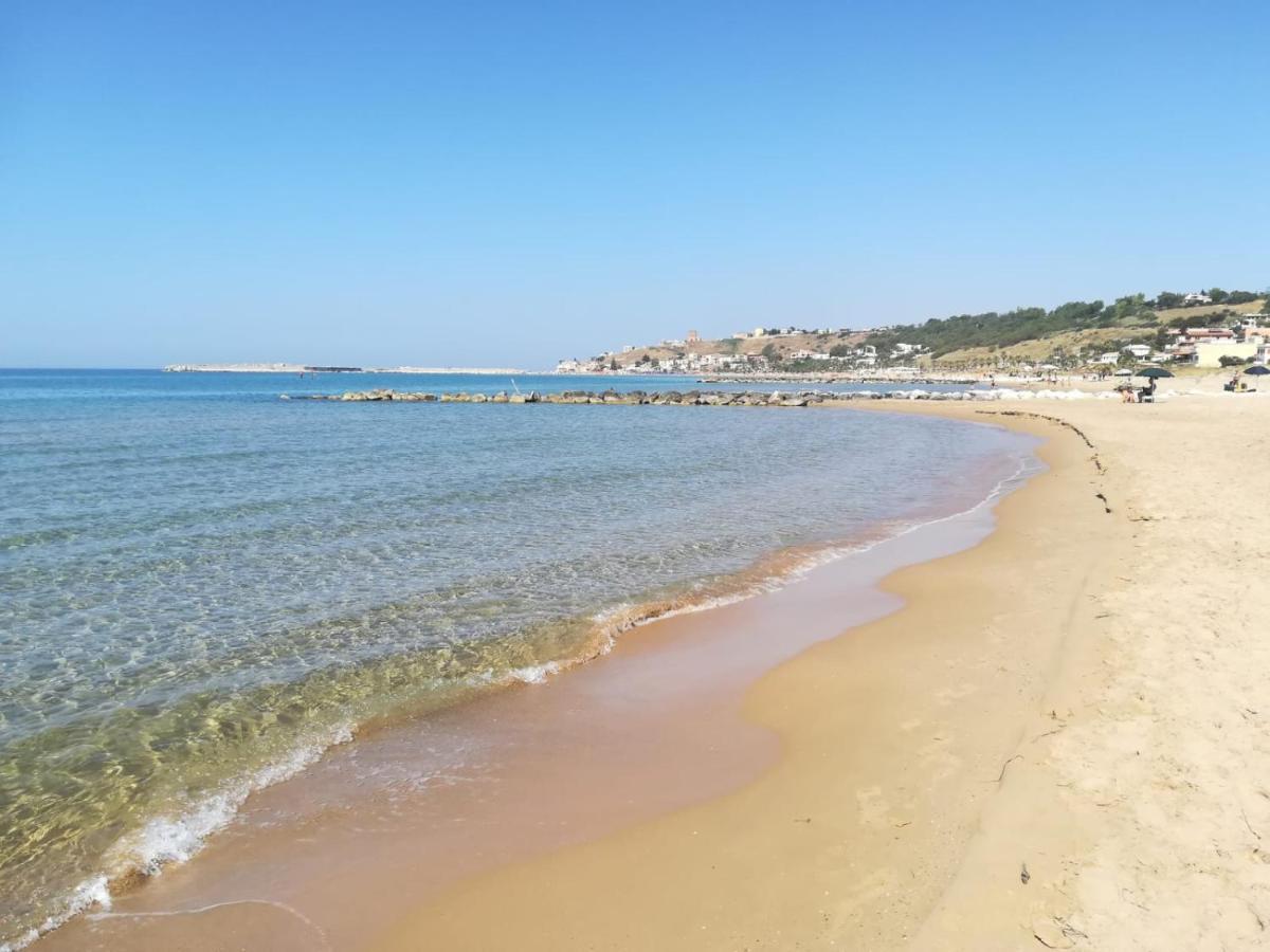 La Casetta Degli Ulivi Con Piscina メンフィ エクステリア 写真